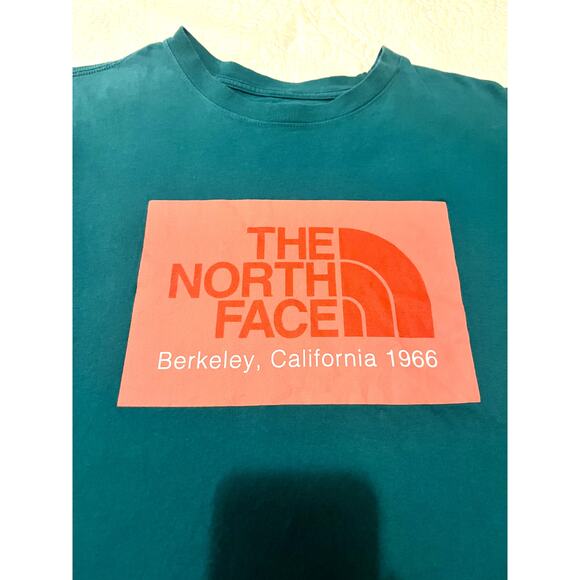 North Face Graphic Tee - Berkley, CA Size Men's M - Picture 3 of 3